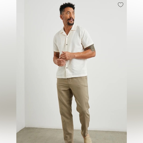 Rails Sinclair Shirt
Bone Cream Casual Button Down Shirt - Picture 3 of 12